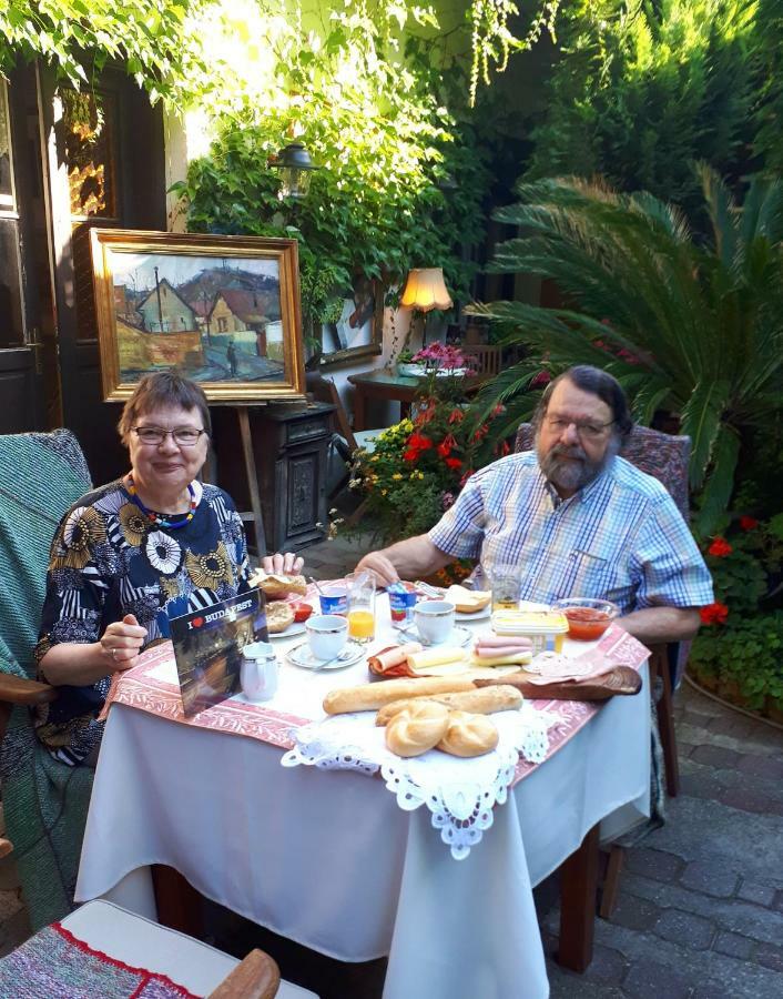 Fonagy Es Walter Vendeg- Es Borhaz Bed & Breakfast Vac Exterior photo